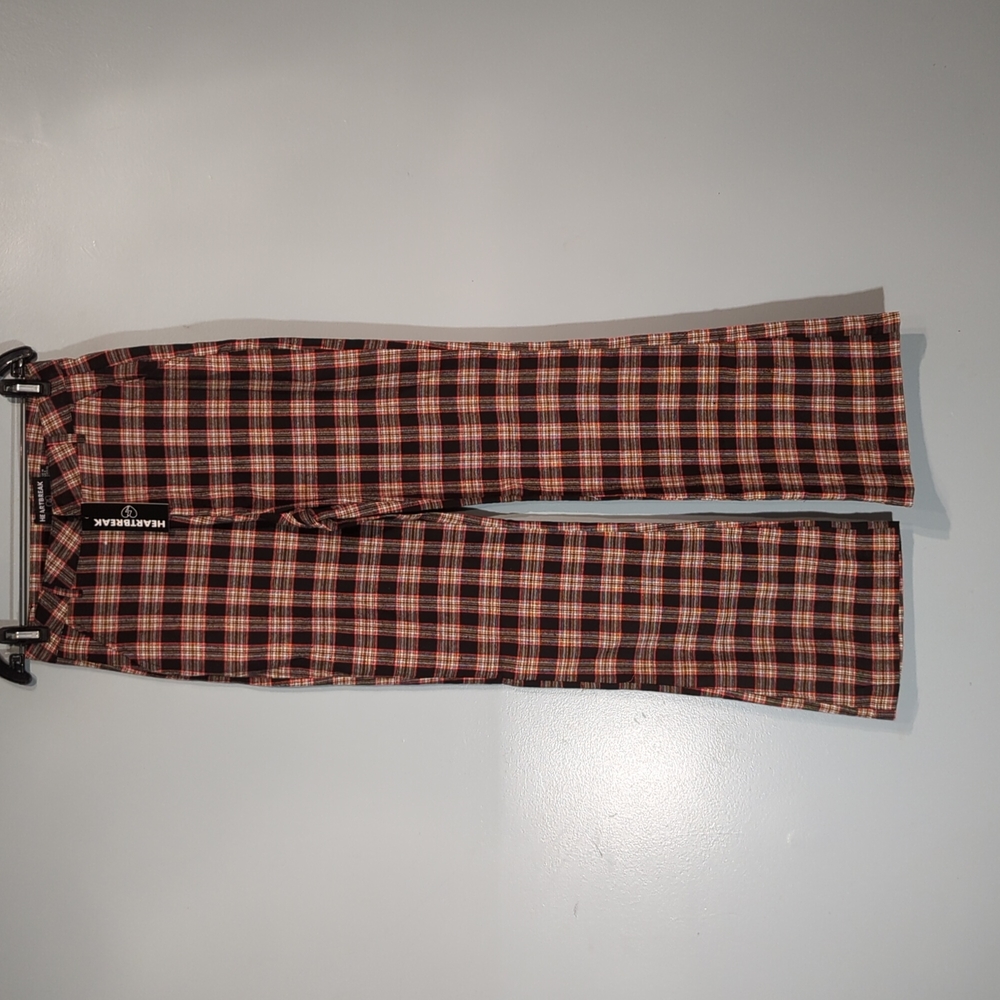 Heartbreak pants size 6